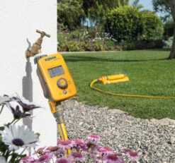 Hozelock 2224 Select Plus Controller / Water Timer -Hozelock hozelock 2224 select plus controller water timer 5010646061735 ftb12566 28982.1682626179