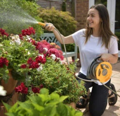 Hozelock 2427 Small Hose And Reel, Ideal For Patios And Balconies -Hozelock hozelock 2427 small hose and reel ideal for patiosbalconies grey 5010646062466 ftb6170 93547.1621860137