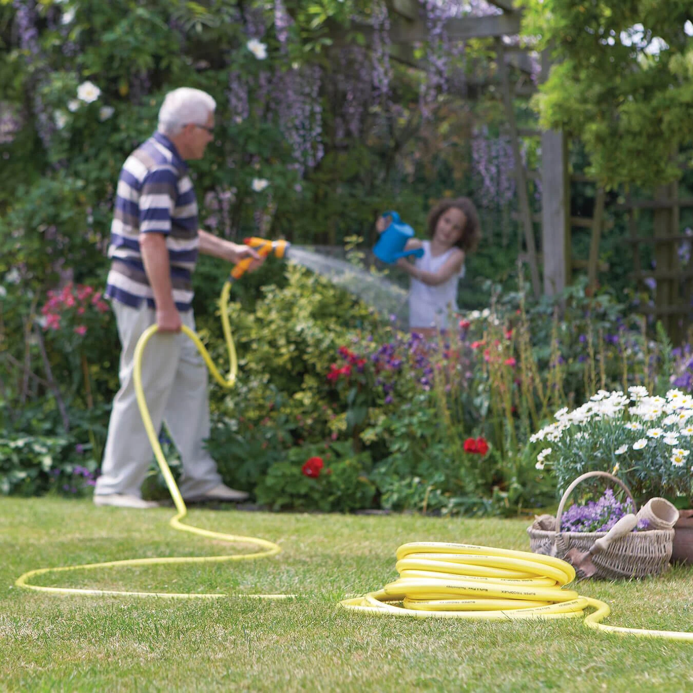 Hozelock 50m Ultimate Hose - 7850 3 Hozelock 50m Ultimate Hose - 7850 - Image 3