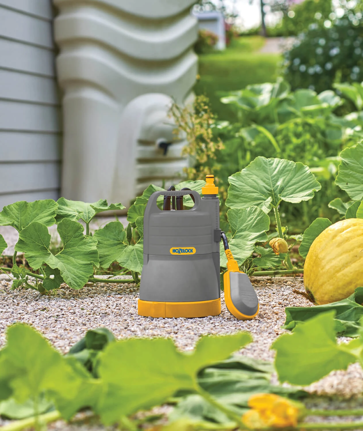 Hozelock Water Butt Pump 300W - Flowmax Collect 2200 - 7612 2 Hozelock Water Butt Pump 300W - Flowmax Collect 2200 - 7612 - Image 2