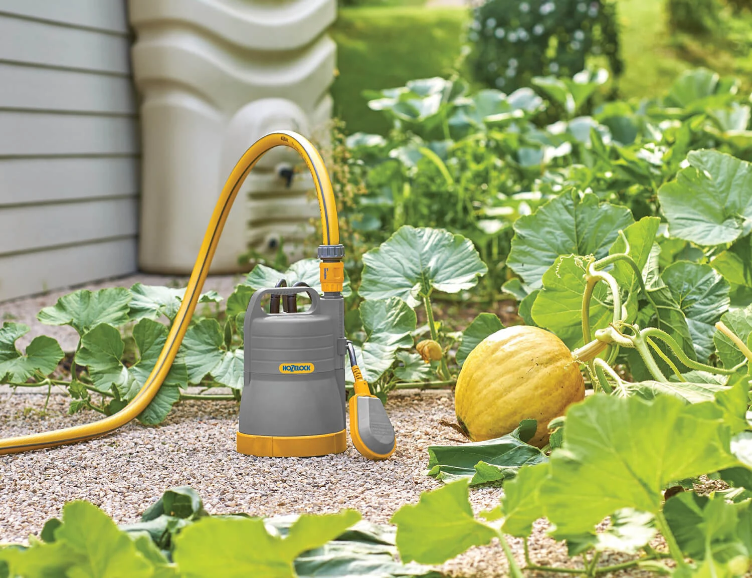 Hozelock Water Butt Pump 300W - Flowmax Collect 2200 - 7612 1 Hozelock Water Butt Pump 300W - Flowmax Collect 2200 - 7612